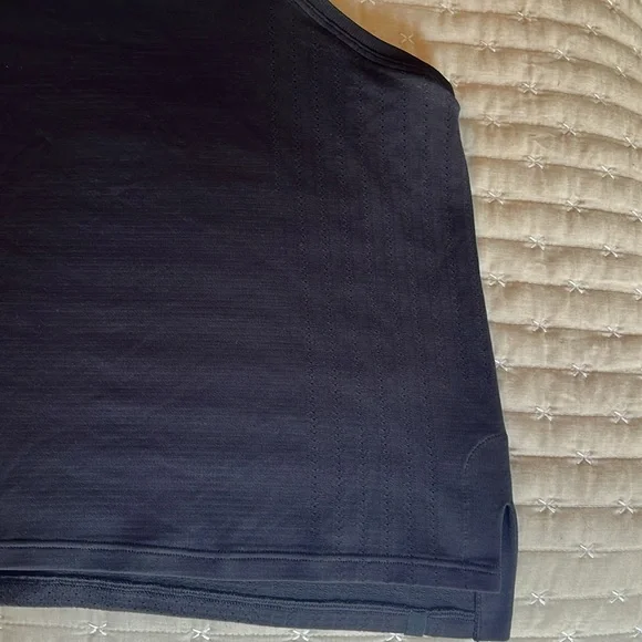 Lululemon Tank - Picture 2 of 3